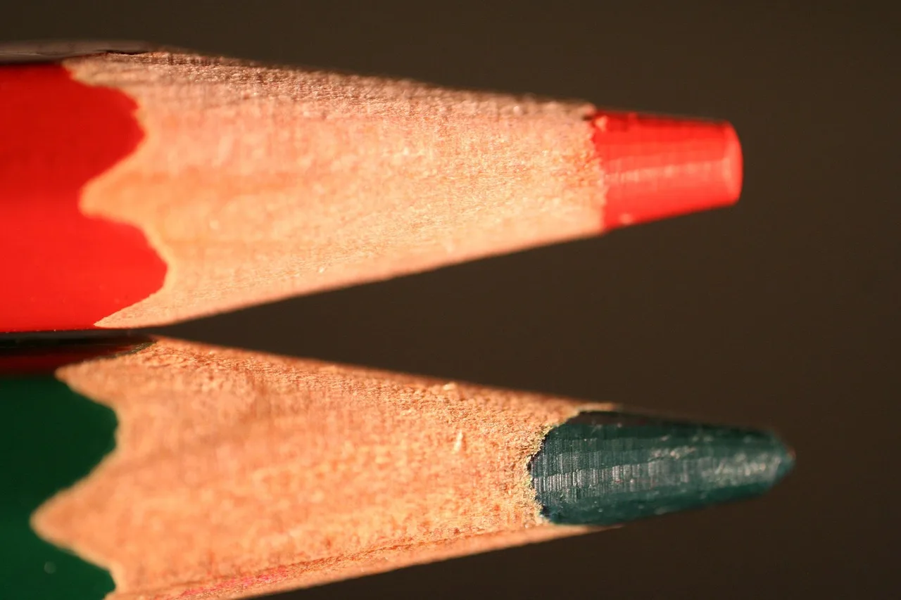 red pen, save up, color pencil, red, green, blue, wooden pen, colour pencils, draw, colorful, to paint, colored pencils, creative, multicoloured, drawing, wood, pen, art, artist, painter, colour, school, to learn, small, three. Which negotiation mistakes quietly turn persuasion into pressure?