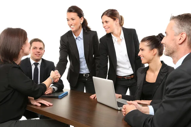 people, business, meeting, business meeting, coworkers, agreement, men, women, professionals, office, employees, suit, work, greeting, boss, computer, group, handshake, desk, team, colleagues, arrangement, people, business, business, business, business, business, meeting, meeting, business meeting, office, office, work, team. Stakeholder influence signs, from subtle to obvious